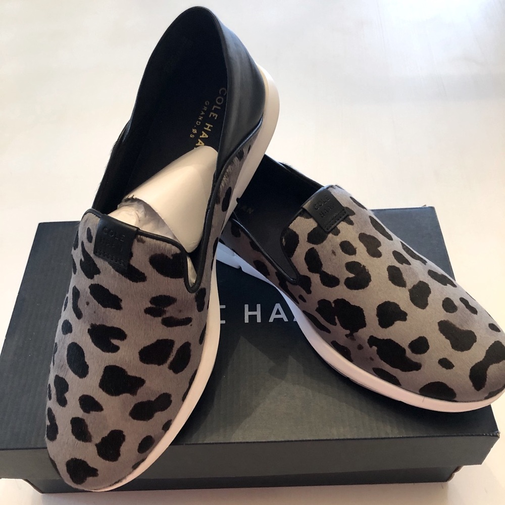 COLE HAAN slip on shoes